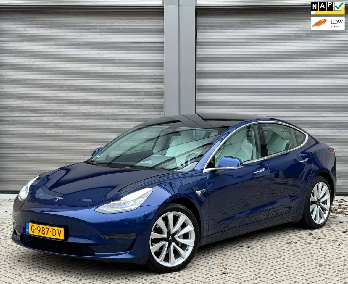 Photo 1 : Tesla Model 3 2019 Électrique