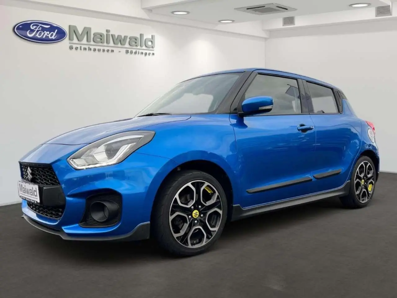 Photo 1 : Suzuki Swift 2018 Petrol