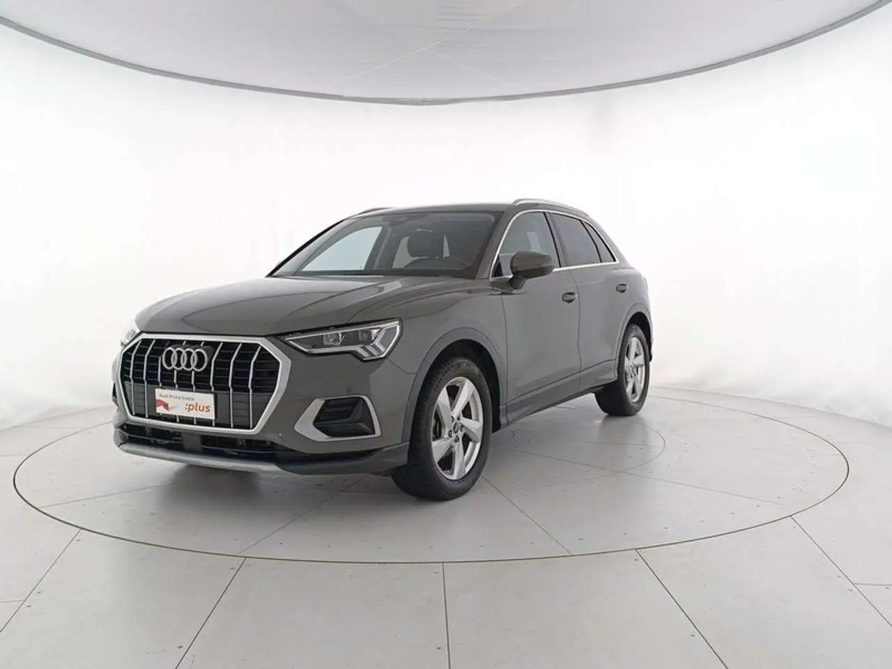 Photo 1 : Audi Q3 2023 Diesel