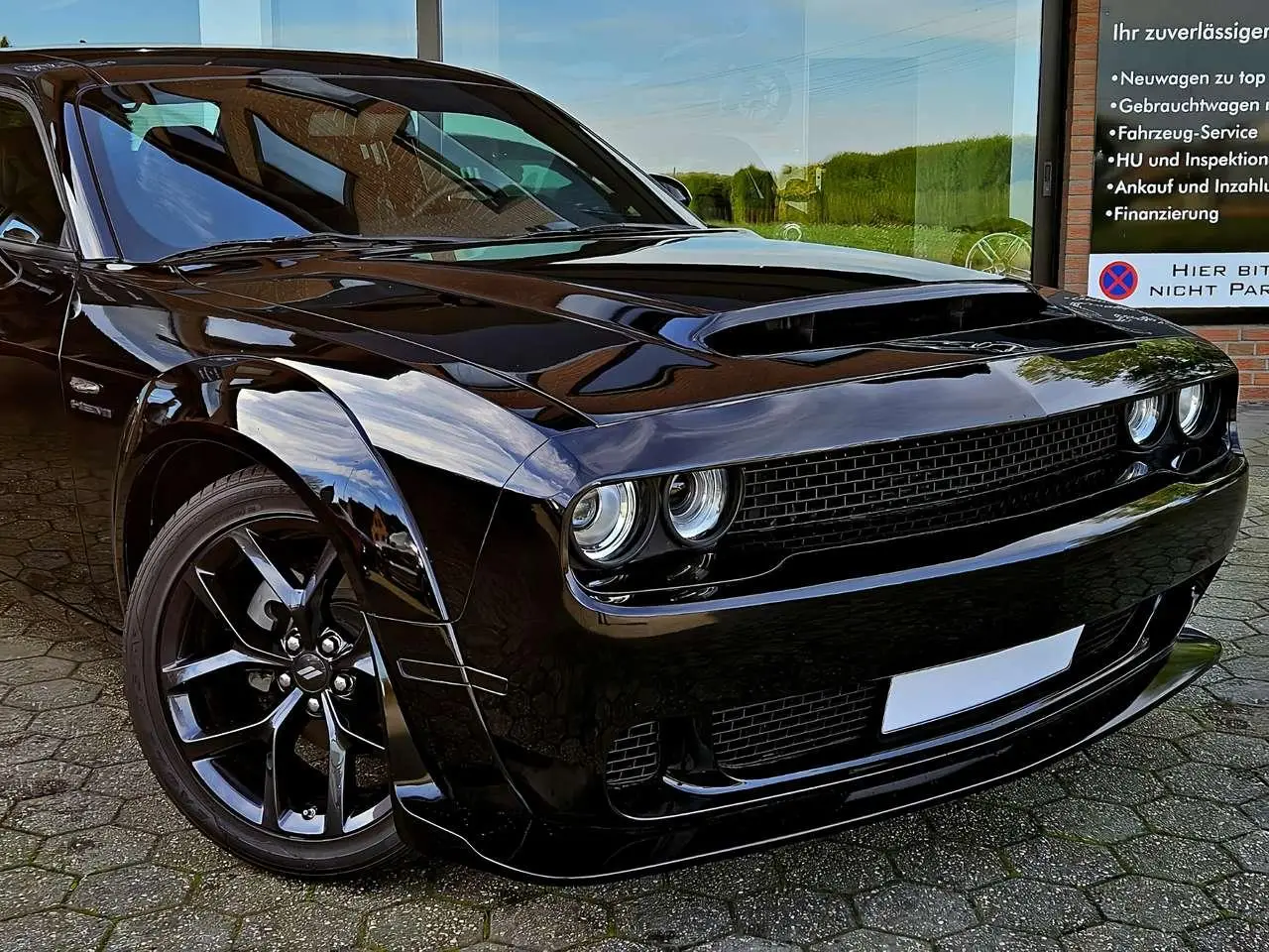 Photo 1 : Dodge Challenger 2022 Petrol