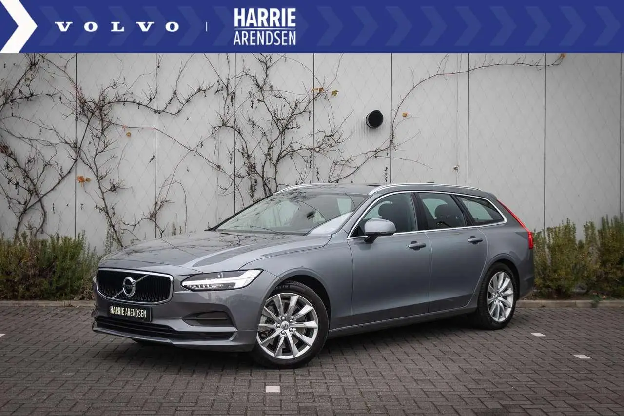 Photo 1 : Volvo V90 2017 Essence