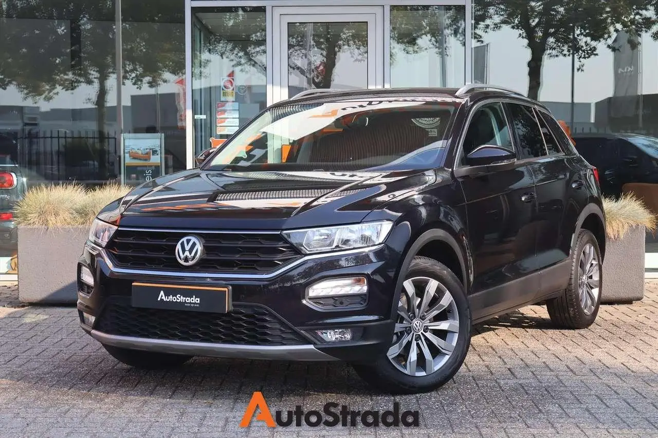 Photo 1 : Volkswagen T-roc 2019 Petrol