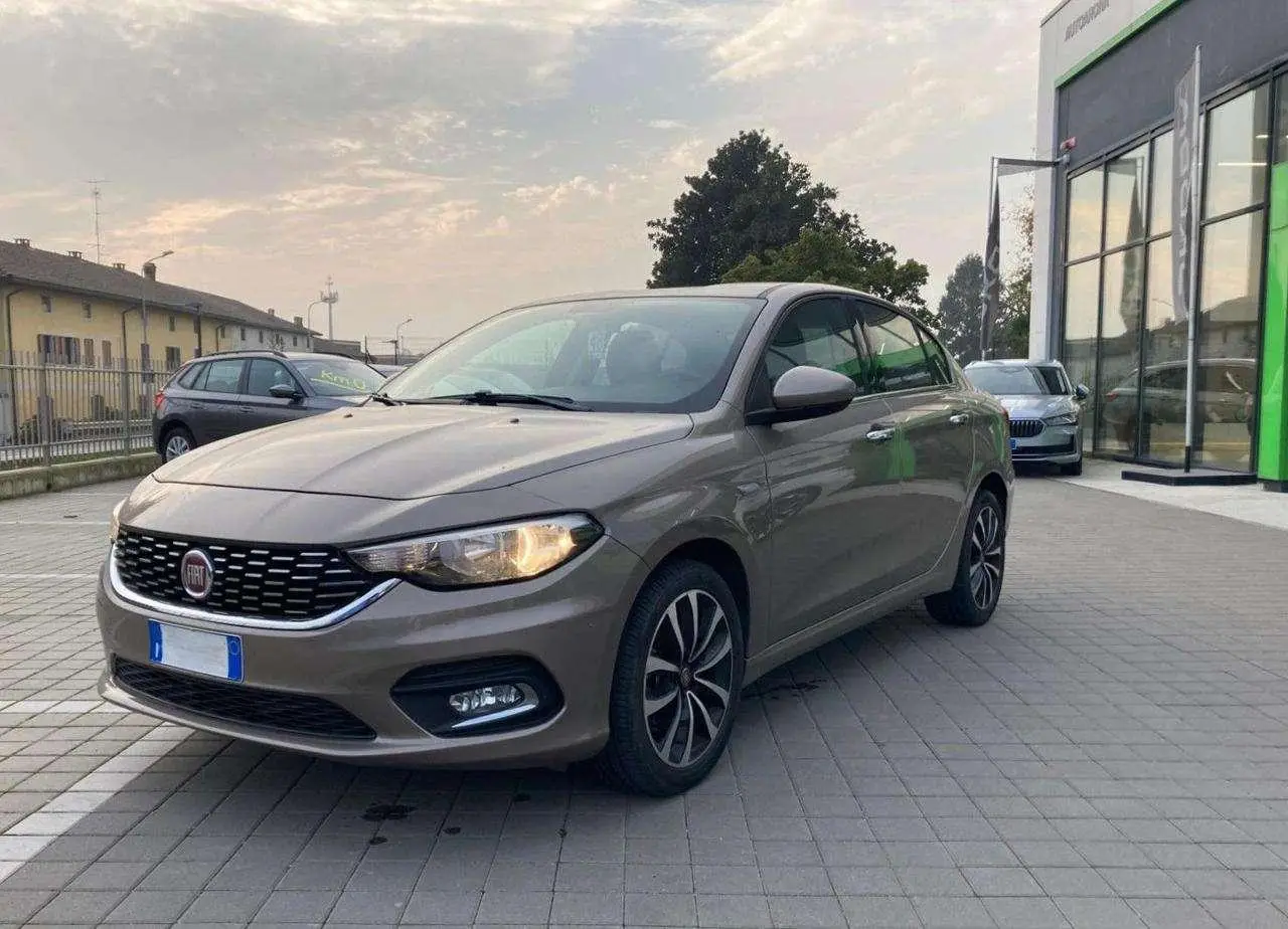 Photo 1 : Fiat Tipo 2018 Diesel