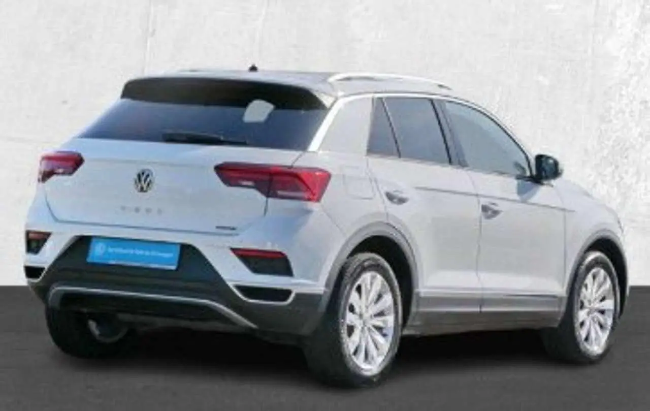 Photo 1 : Volkswagen T-roc 2020 Essence