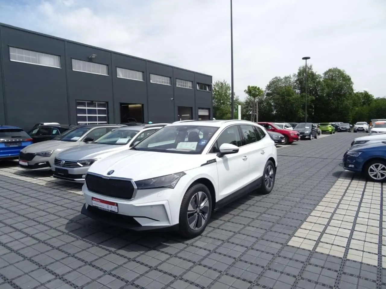 Photo 1 : Skoda Enyaq 2022 Electric