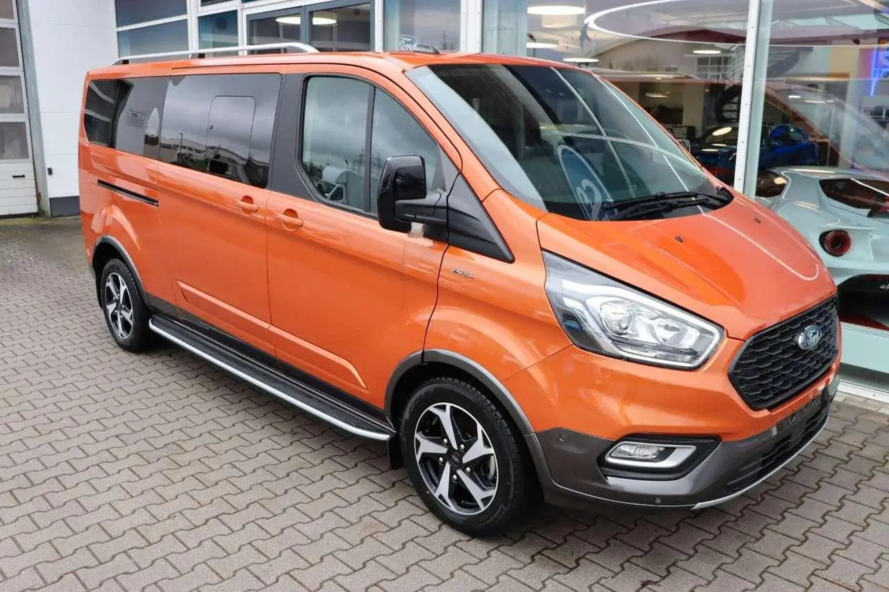 Photo 1 : Ford Tourneo 2024 Diesel