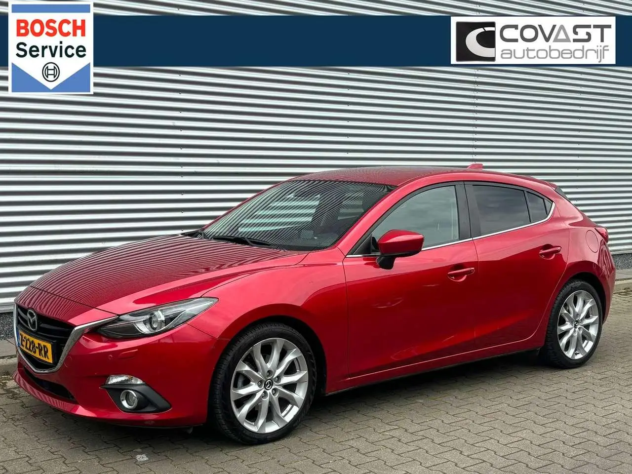 Photo 1 : Mazda 3 2015 Essence