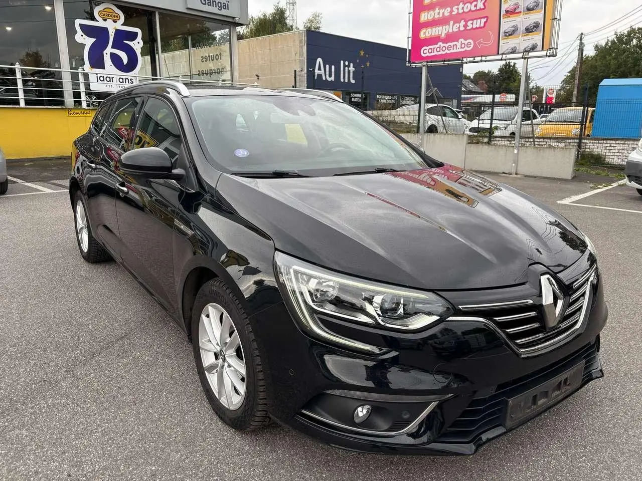 Photo 1 : Renault Megane 2019 Essence