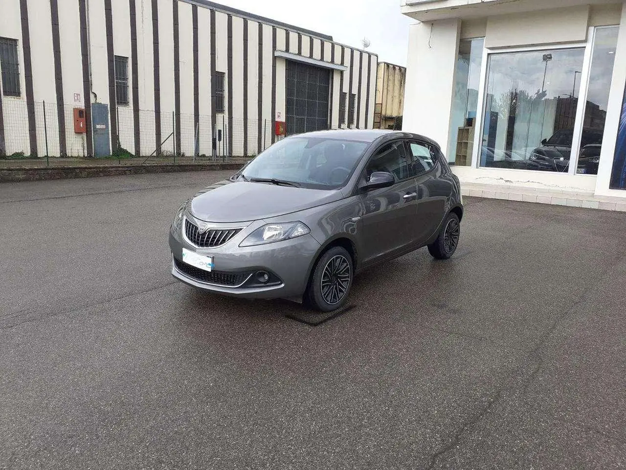 Photo 1 : Lancia Ypsilon 2023 Hybride