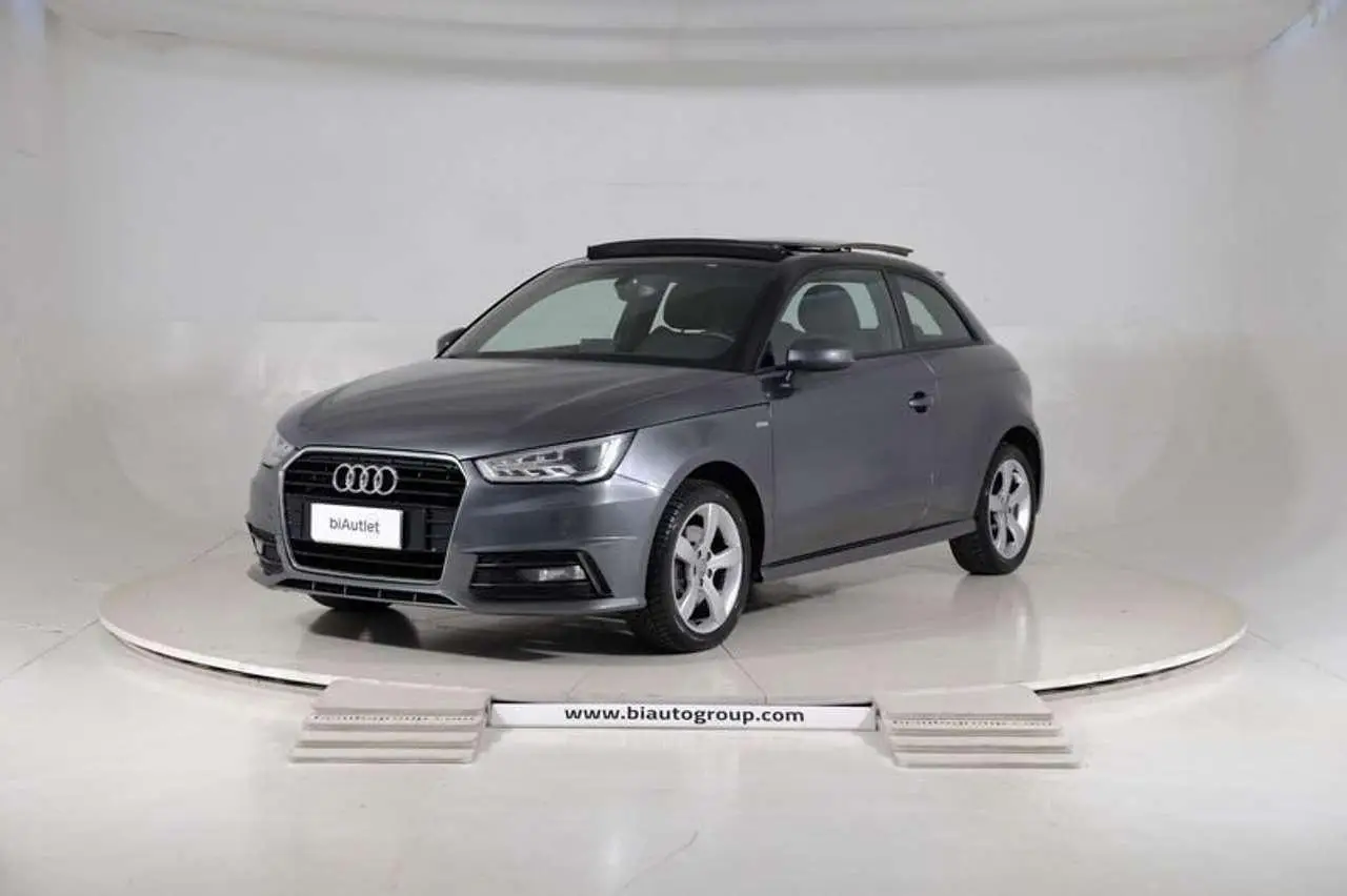 Photo 1 : Audi A1 2015 Diesel