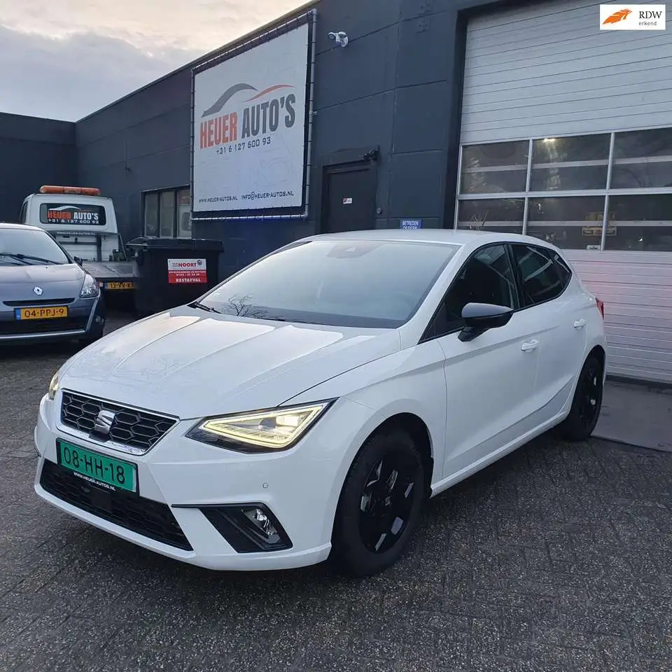 Photo 1 : Seat Ibiza 2022 Petrol