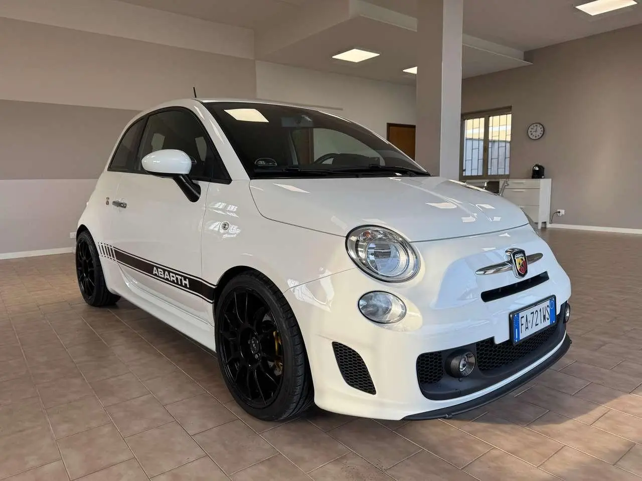 Photo 1 : Abarth 595 2015 Essence