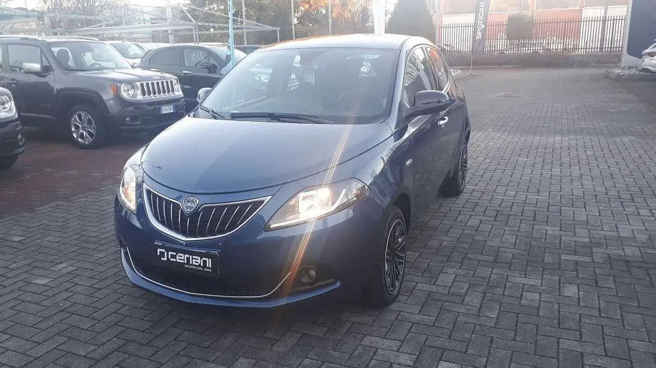 Photo 1 : Lancia Ypsilon 2022 Hybride