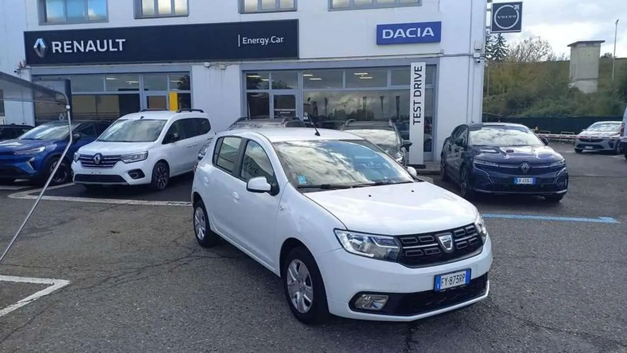 Photo 1 : Dacia Sandero 2019 Petrol