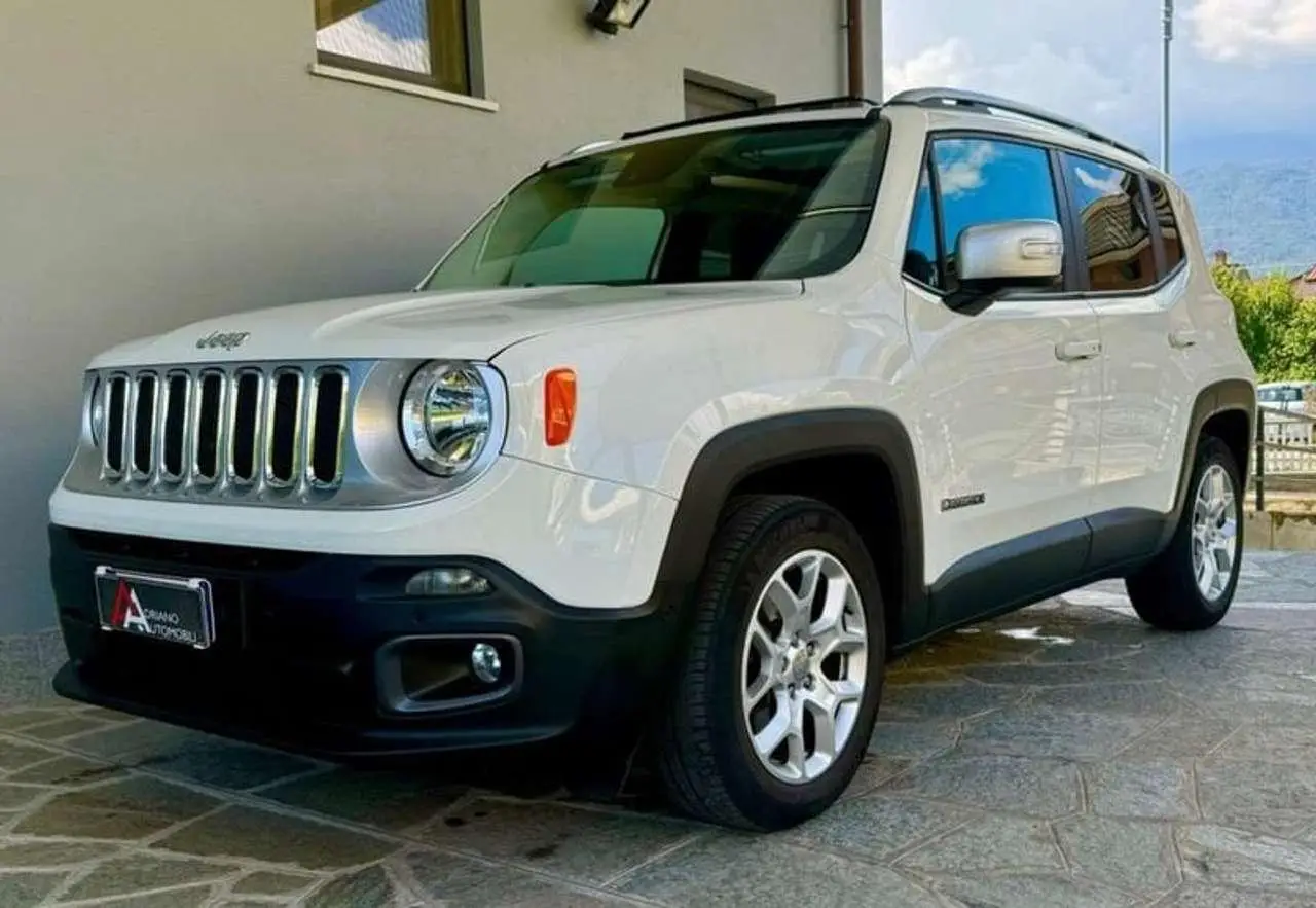 Photo 1 : Jeep Renegade 2016 Diesel