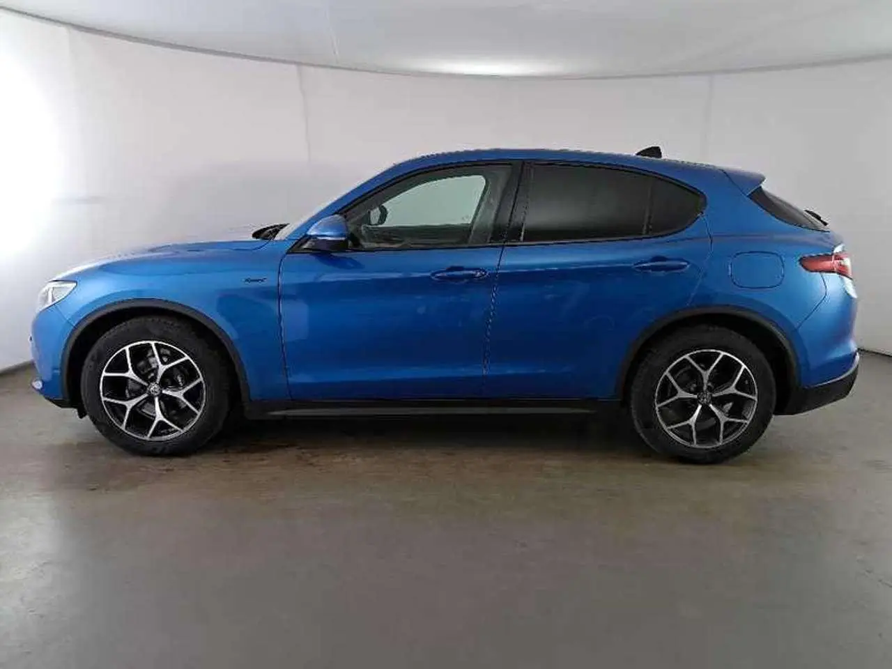 Photo 1 : Alfa Romeo Stelvio 2021 Diesel