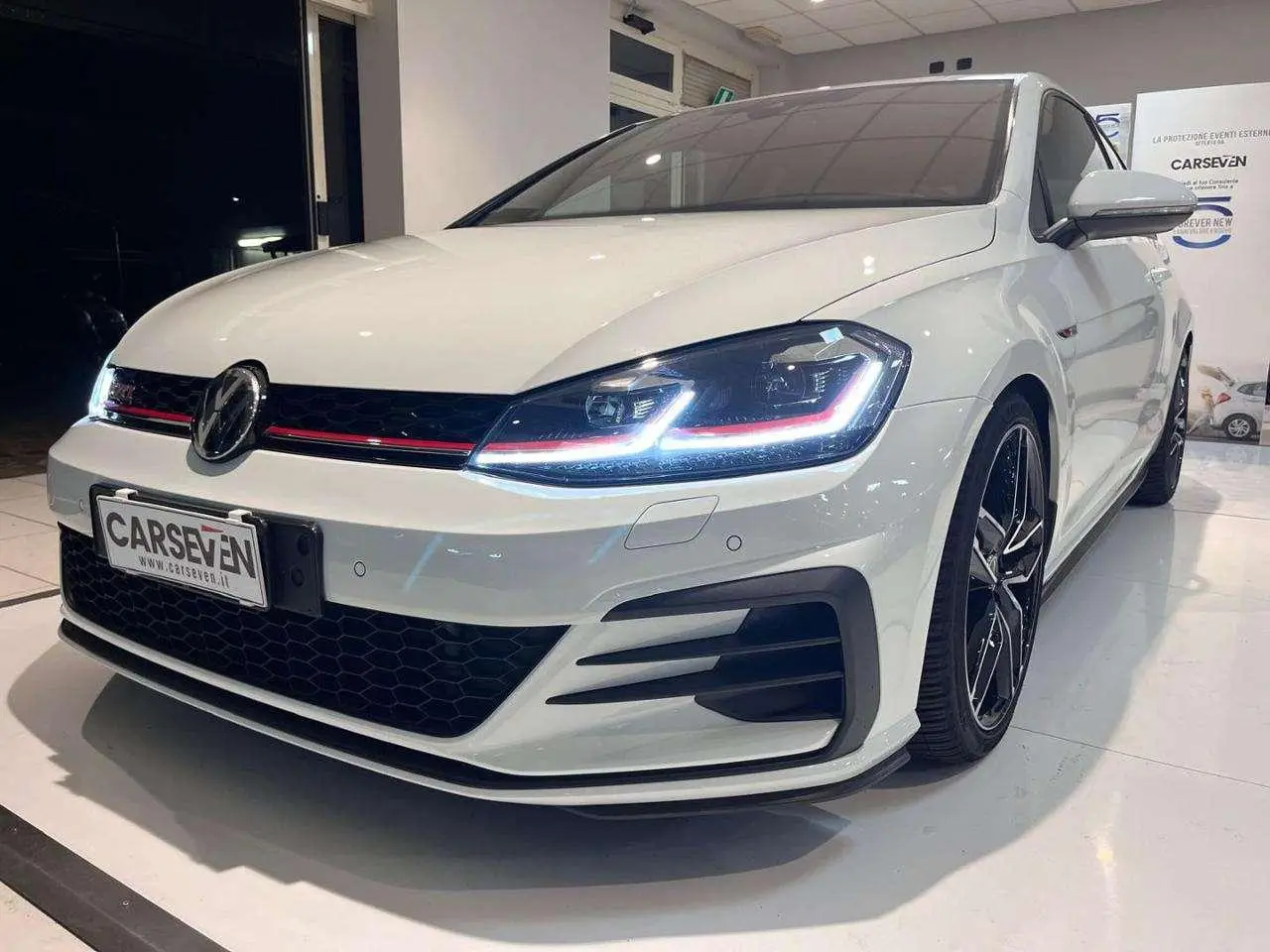 Photo 1 : Volkswagen Golf 2017 Essence