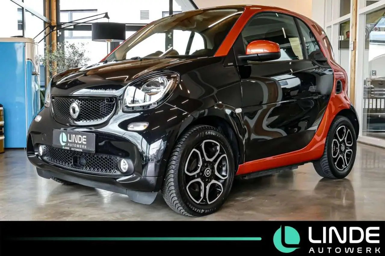 Photo 1 : Smart Fortwo 2017 Électrique