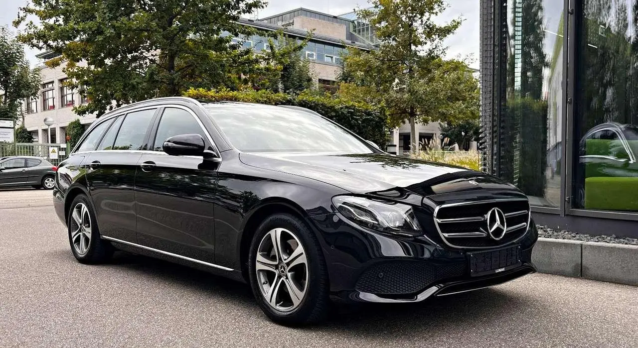 Photo 1 : Mercedes-benz Classe E 2020 Petrol