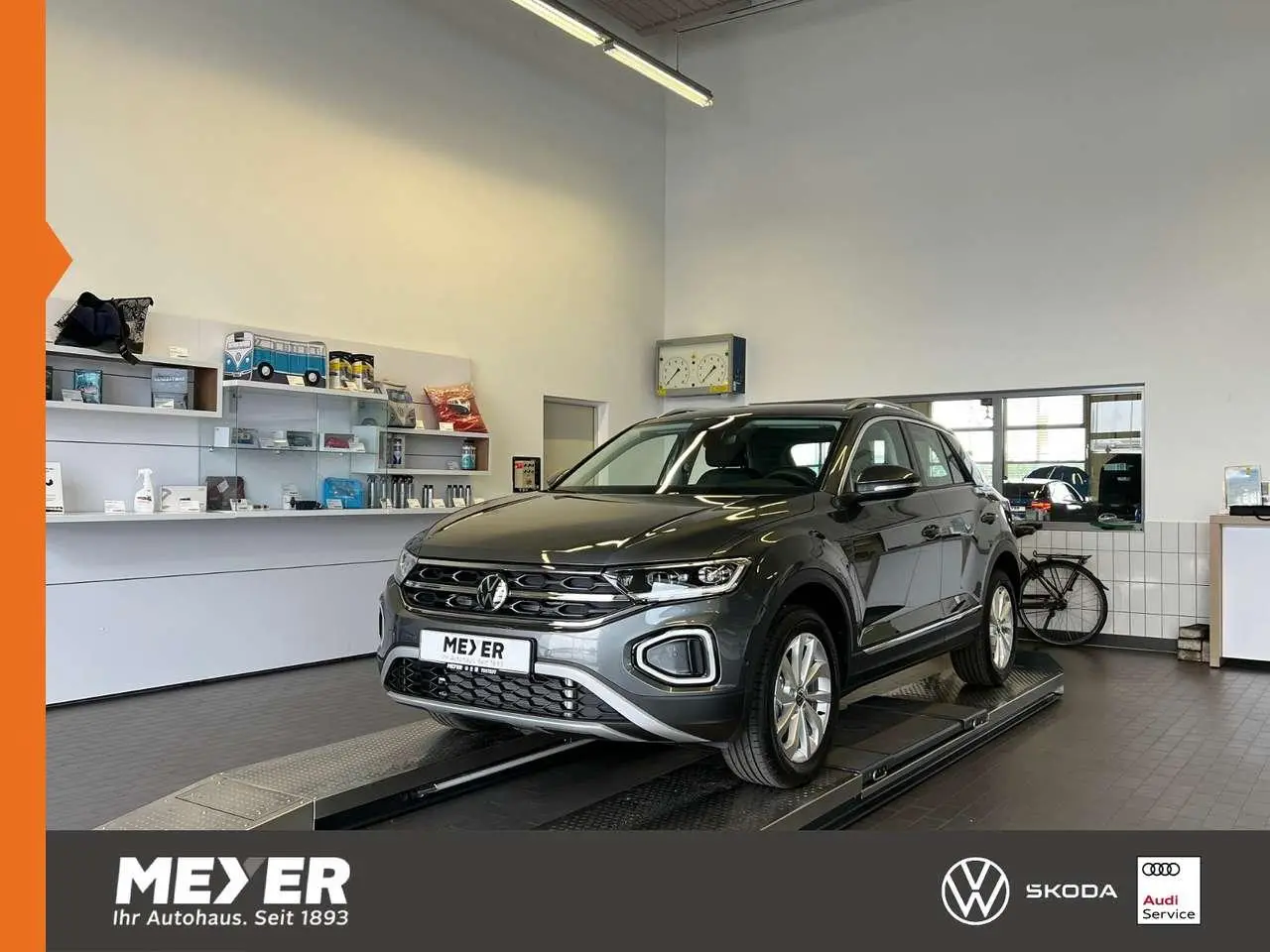 Photo 1 : Volkswagen T-roc 2024 Essence