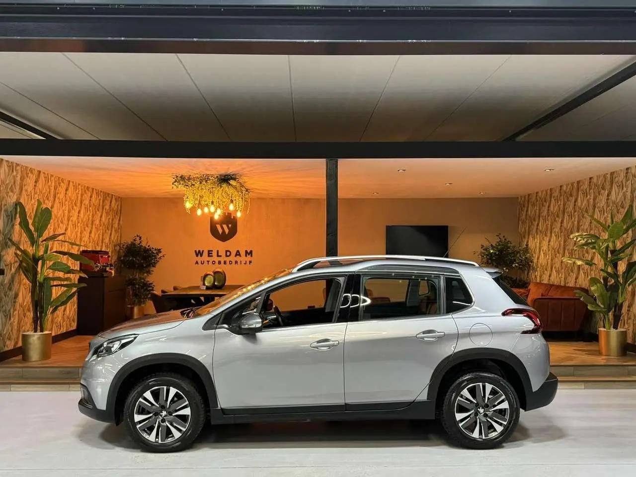 Photo 1 : Peugeot 2008 2016 Petrol