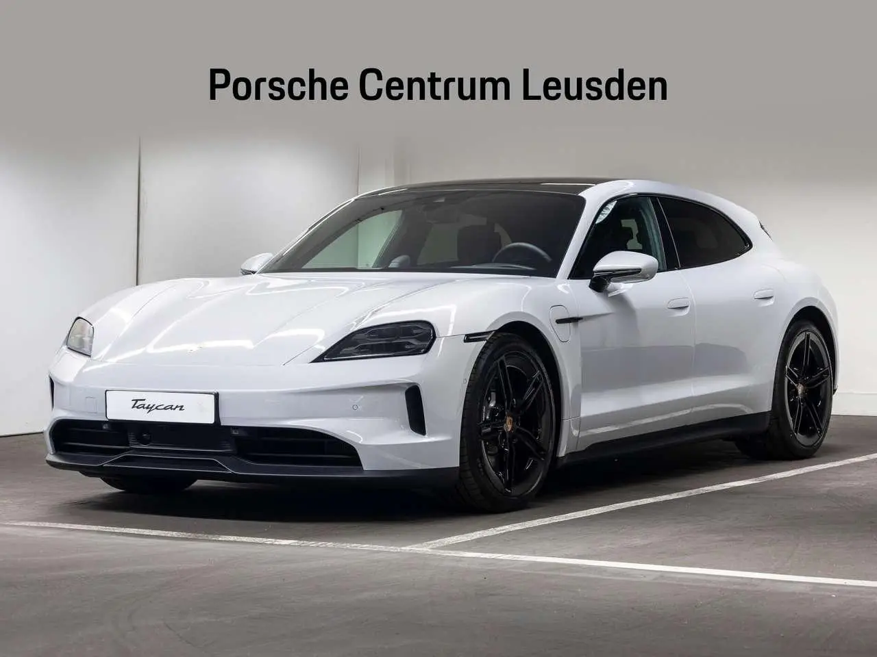 Photo 1 : Porsche Taycan 2024 Electric