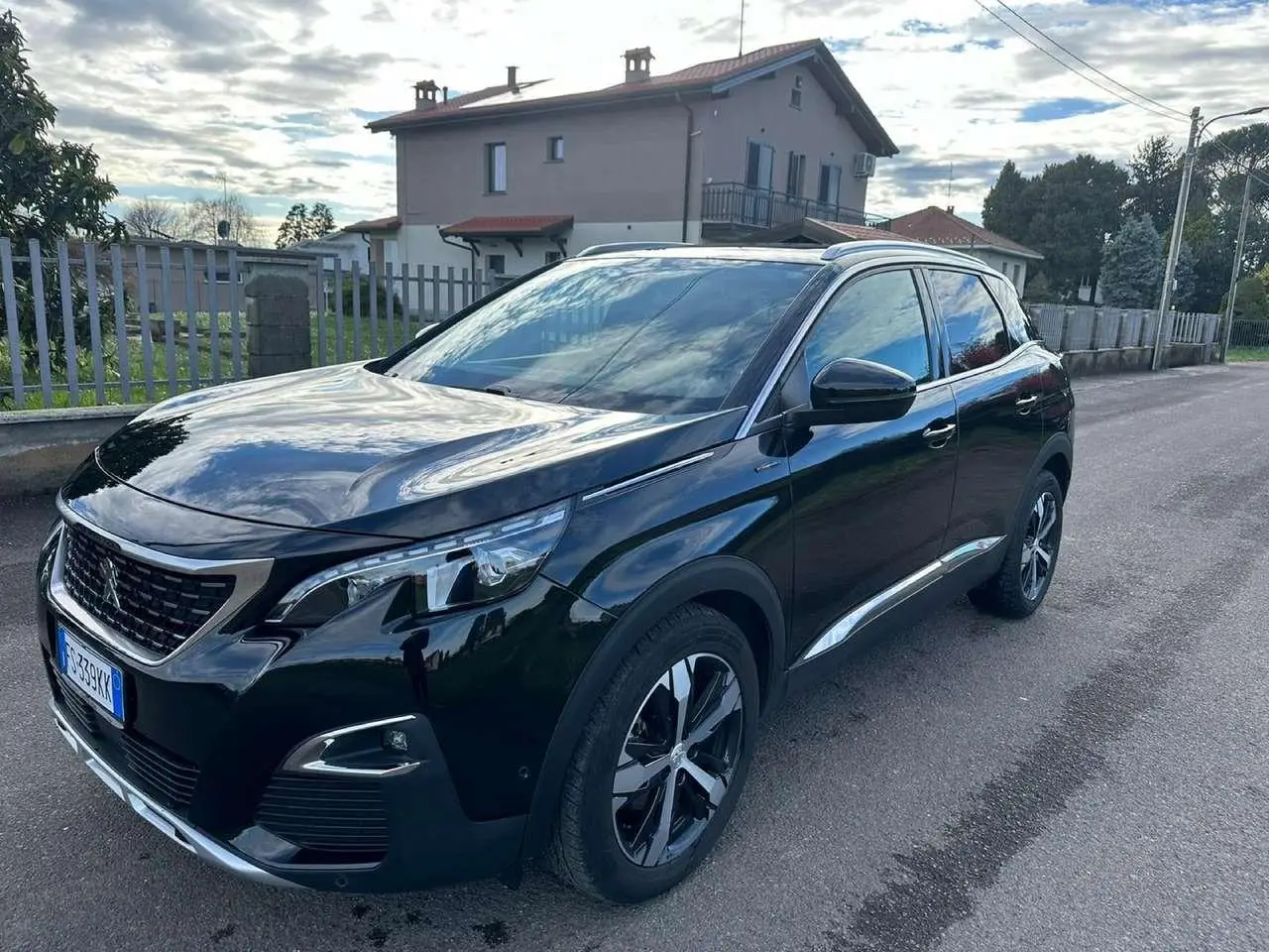 Photo 1 : Peugeot 3008 2018 Essence