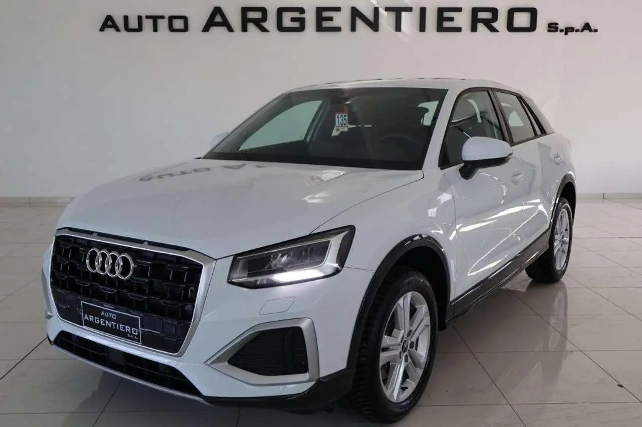 Photo 1 : Audi Q2 2023 Diesel