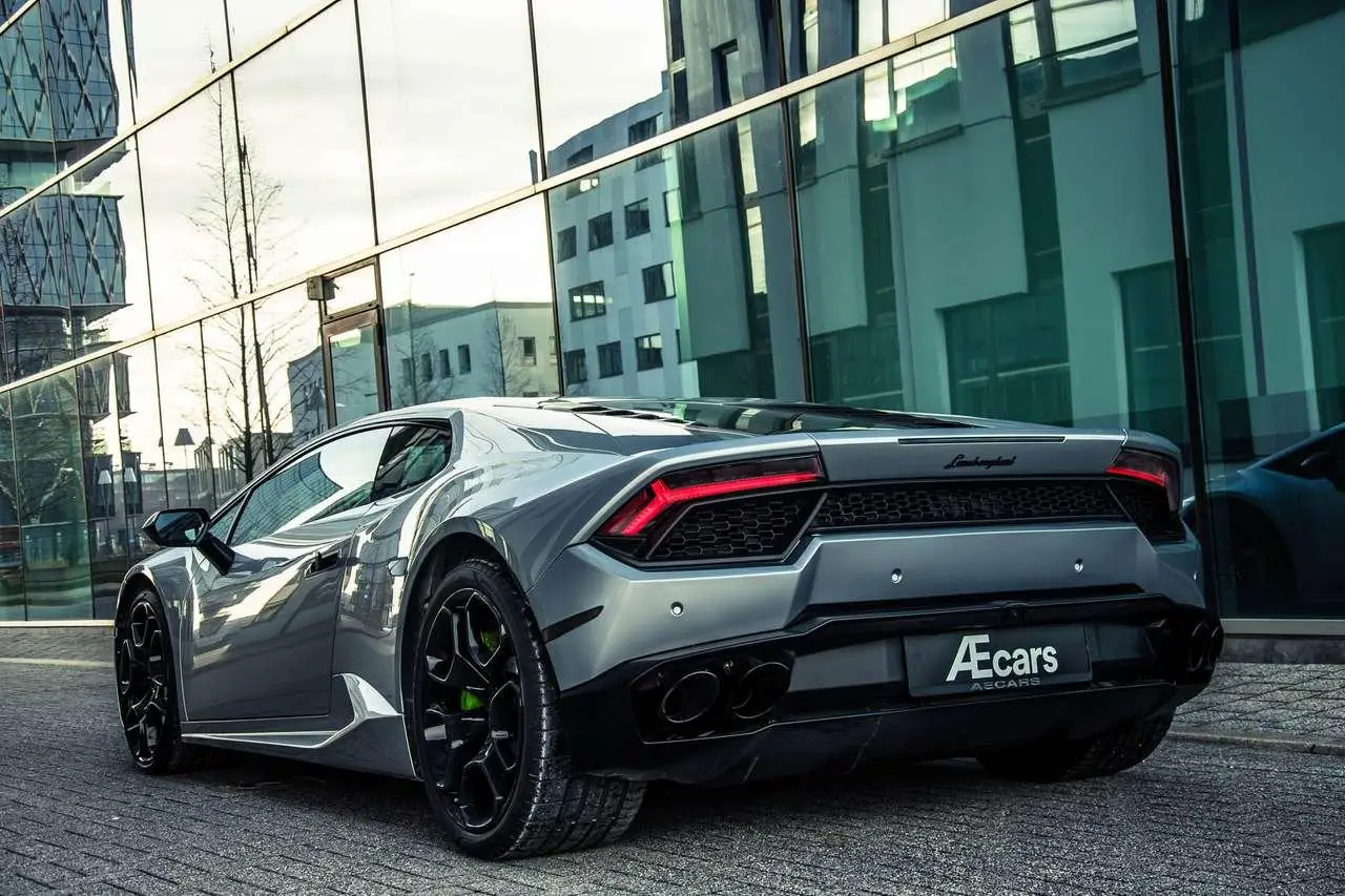 Photo 1 : Lamborghini Huracan 2016 Petrol