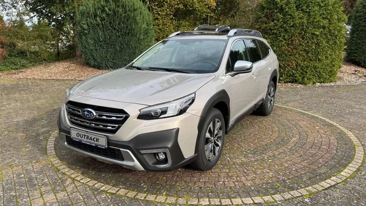 Photo 1 : Subaru Outback 2024 Petrol