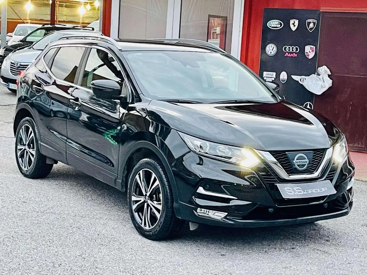 Photo 1 : Nissan Qashqai 2018 Diesel