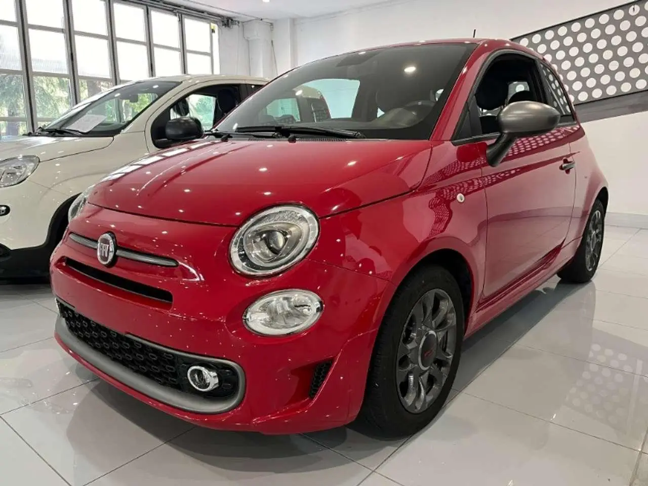 Photo 1 : Fiat 500 2021 Hybrid