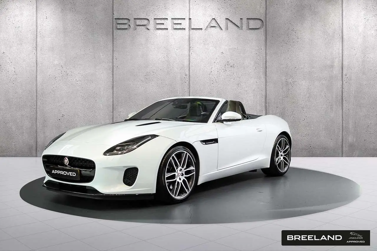 Photo 1 : Jaguar F-type 2019 Essence