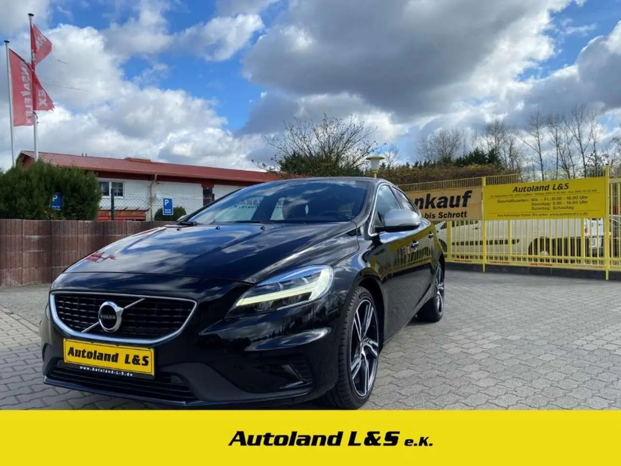 Photo 1 : Volvo V40 2019 Diesel