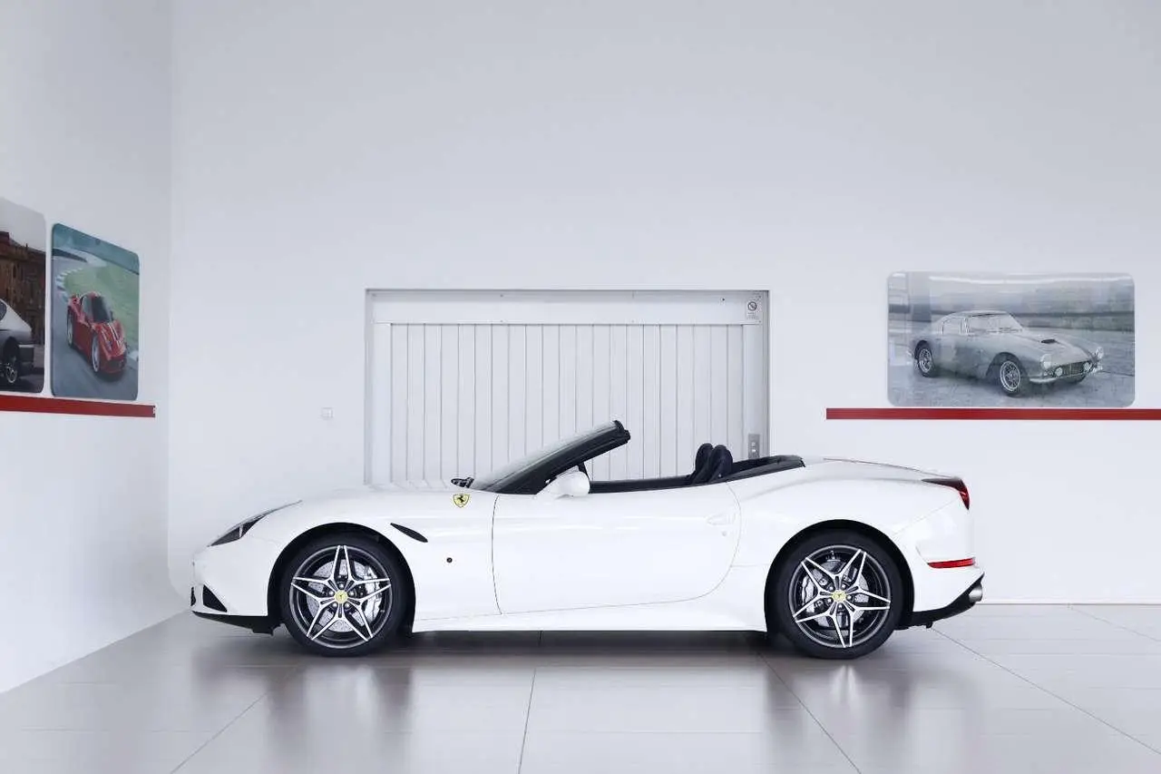 Photo 1 : Ferrari California 2015 Petrol