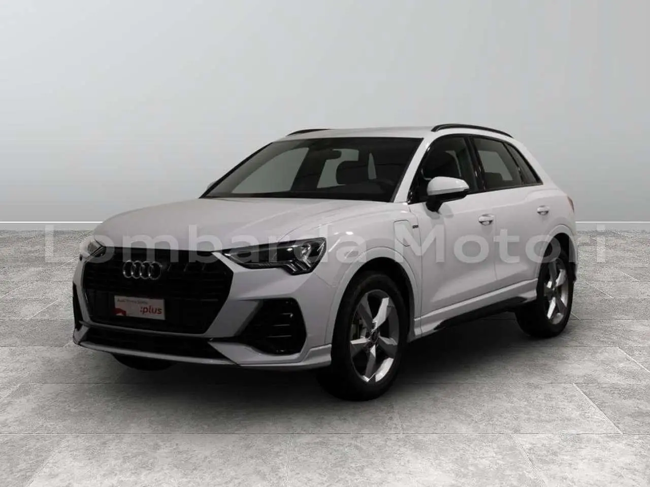 Photo 1 : Audi Q3 2022 Hybrid