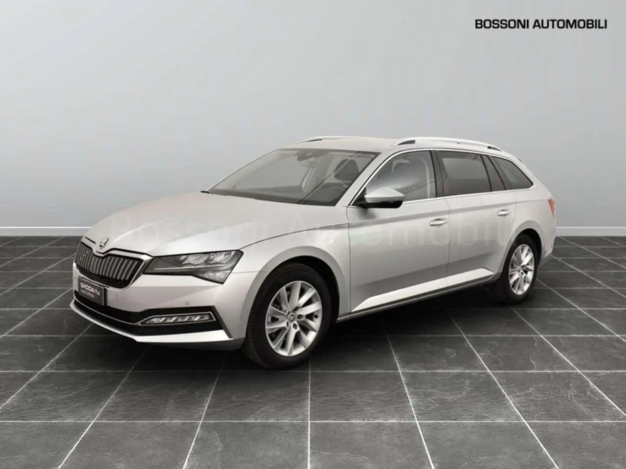 Photo 1 : Skoda Superb 2023 Hybride