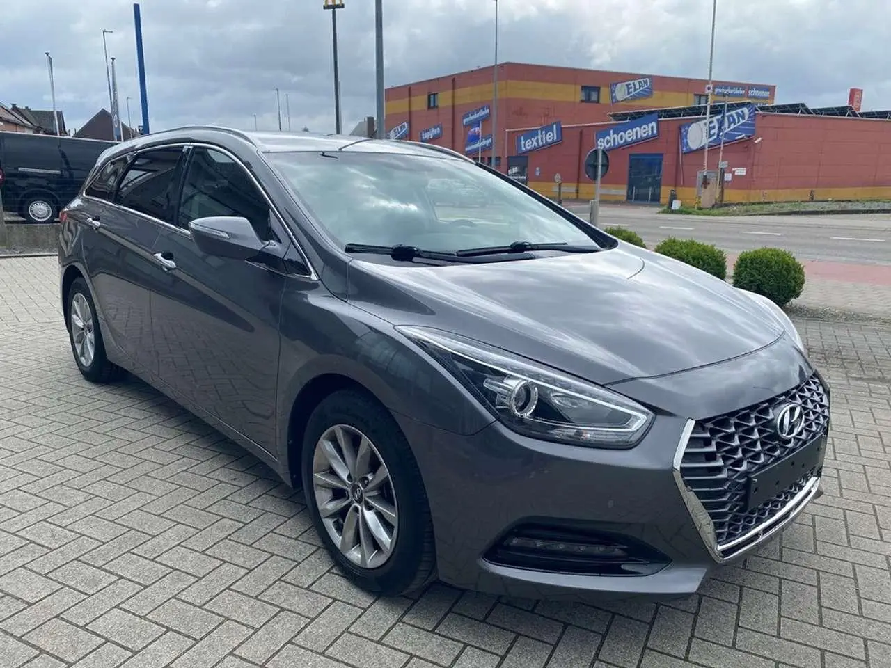 Photo 1 : Hyundai I40 2019 Essence