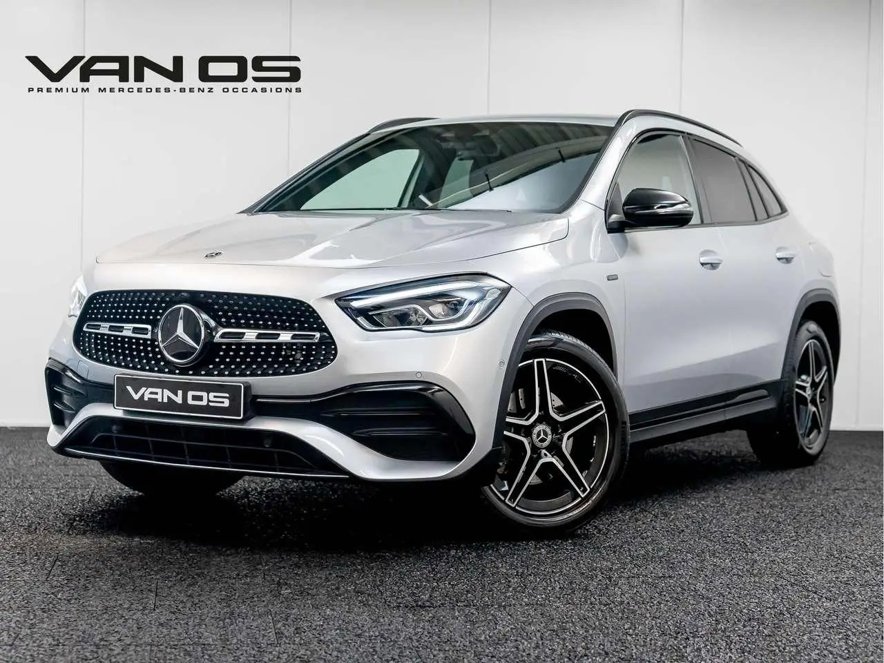 Photo 1 : Mercedes-benz Classe Gla 2021 Hybride