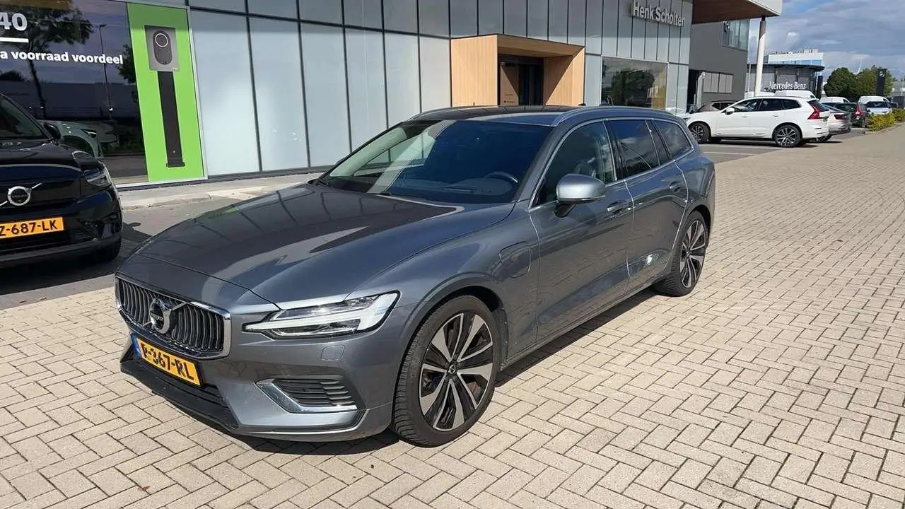 Photo 1 : Volvo V60 2021 Hybrid