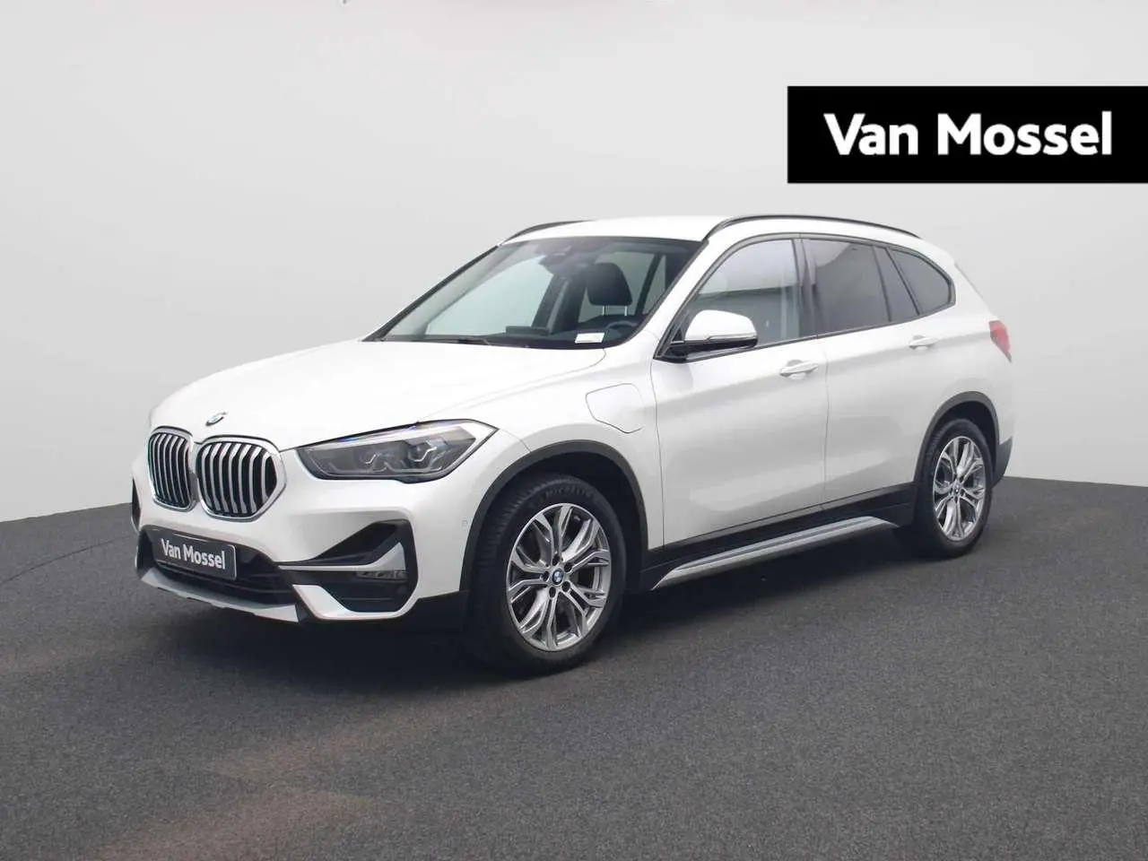 Photo 1 : Bmw X1 2020 Hybride