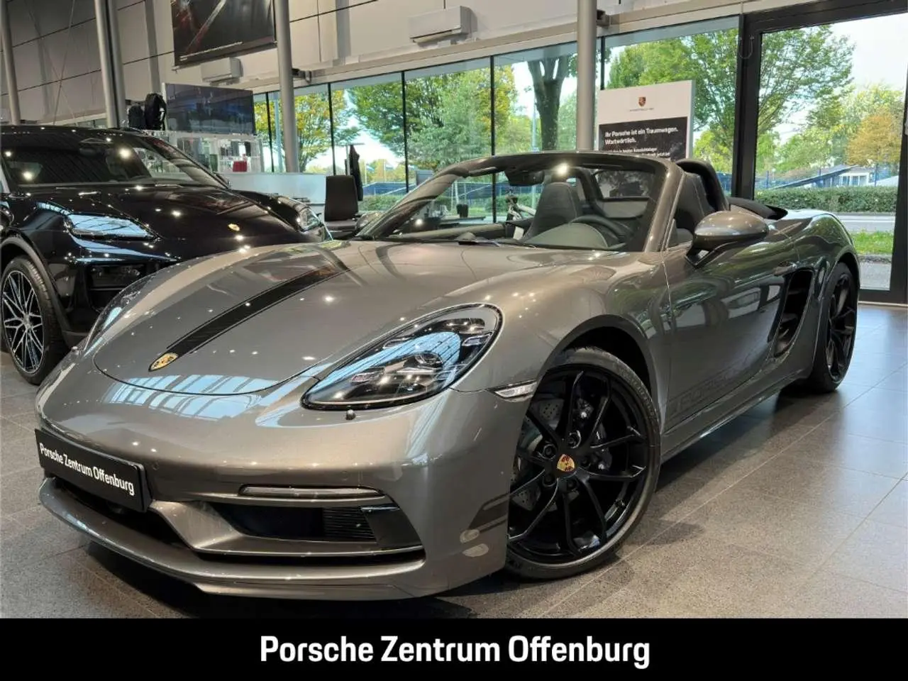 Photo 1 : Porsche Boxster 2024 Essence