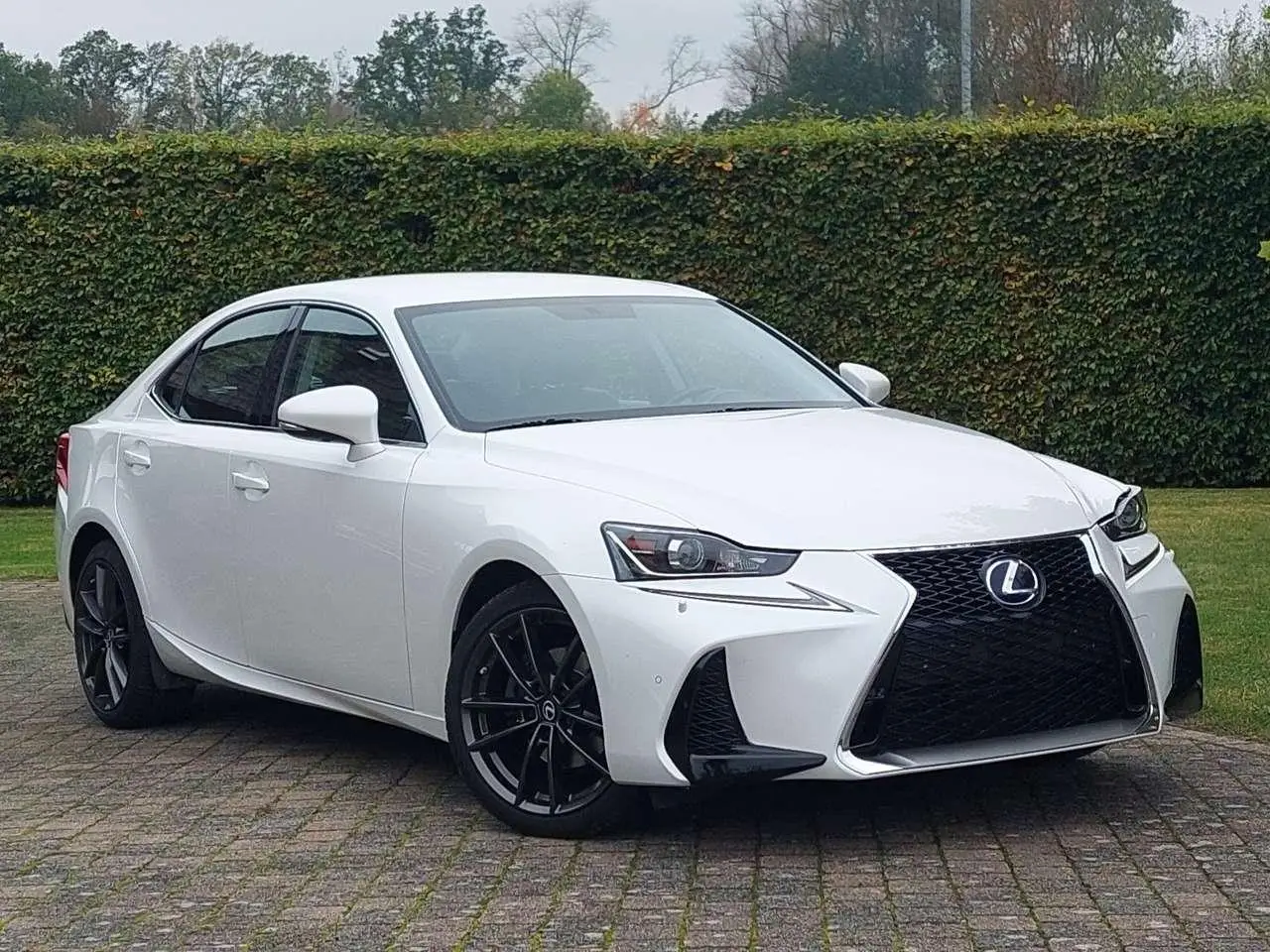 Photo 1 : Lexus Is 2019 Hybride