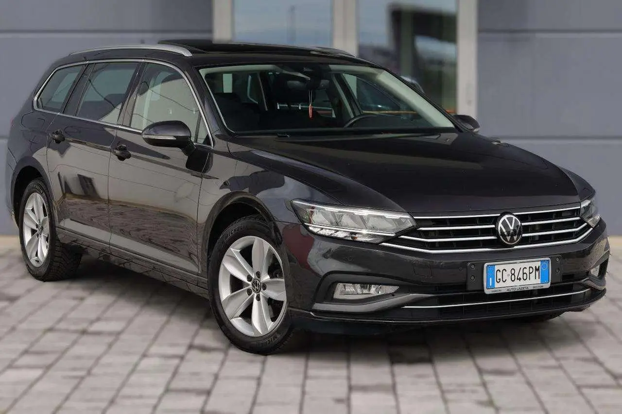 Photo 1 : Volkswagen Passat 2020 Diesel