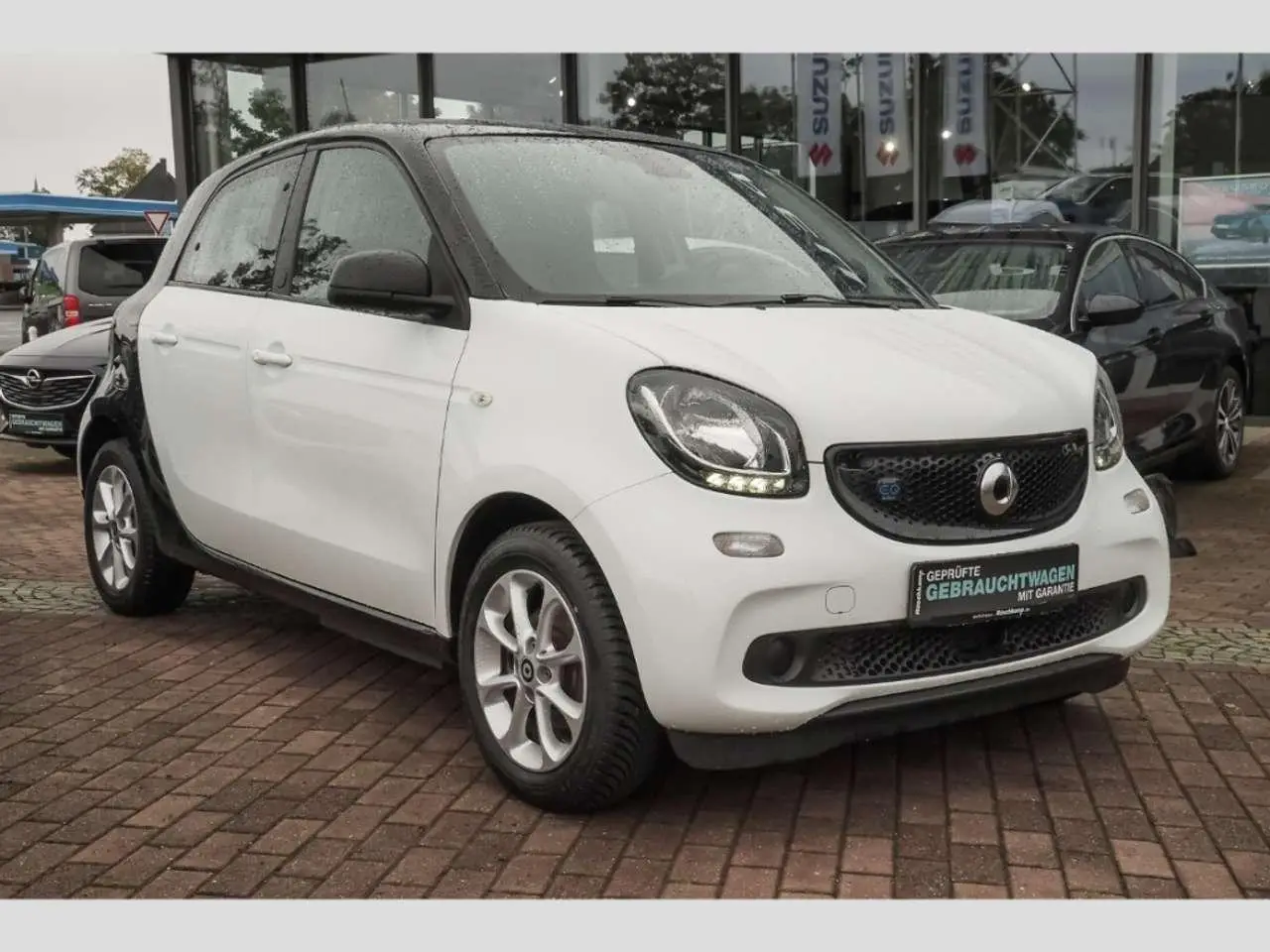 Photo 1 : Smart Forfour 2019 Électrique