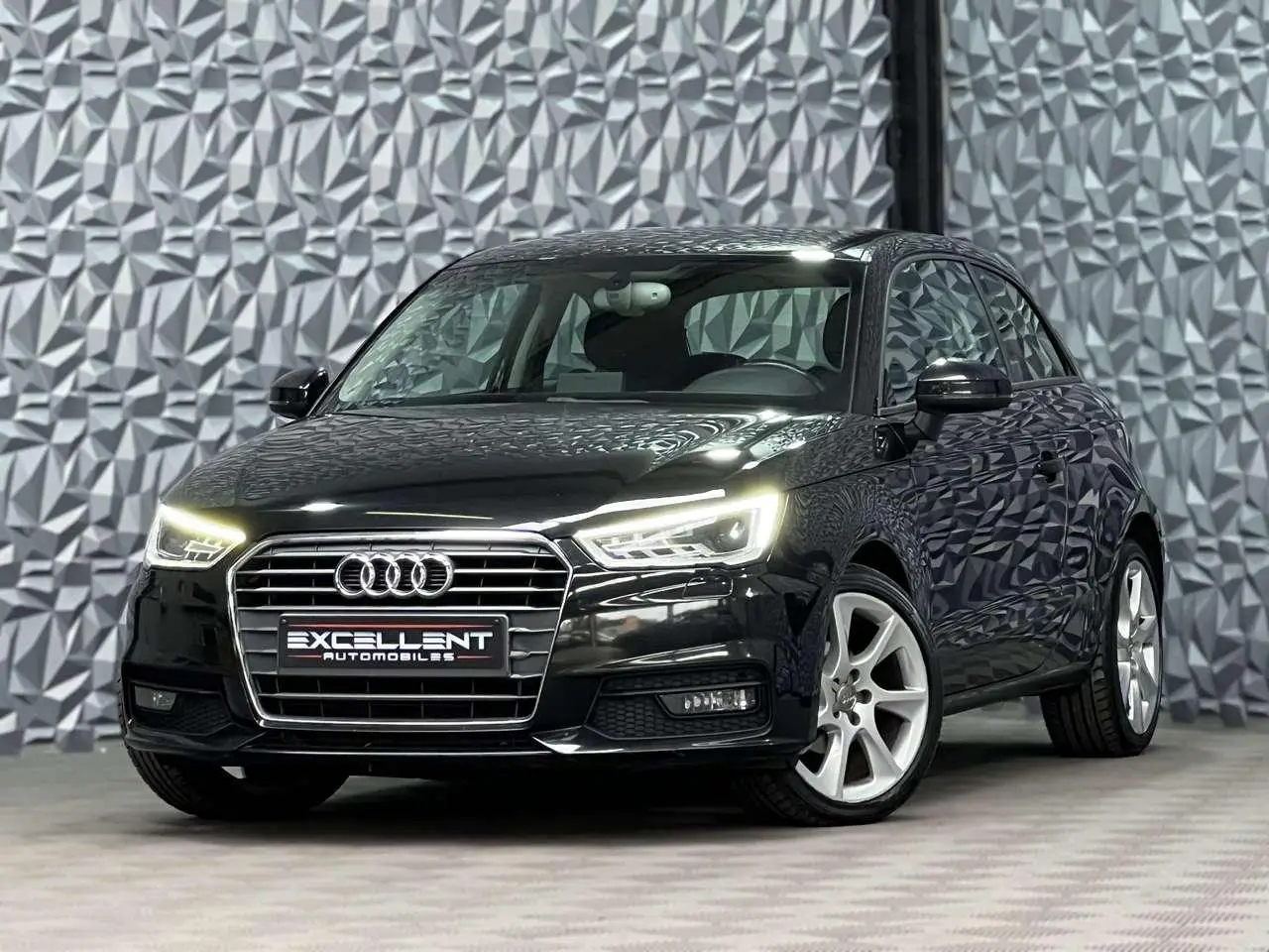 Photo 1 : Audi A1 2016 Diesel