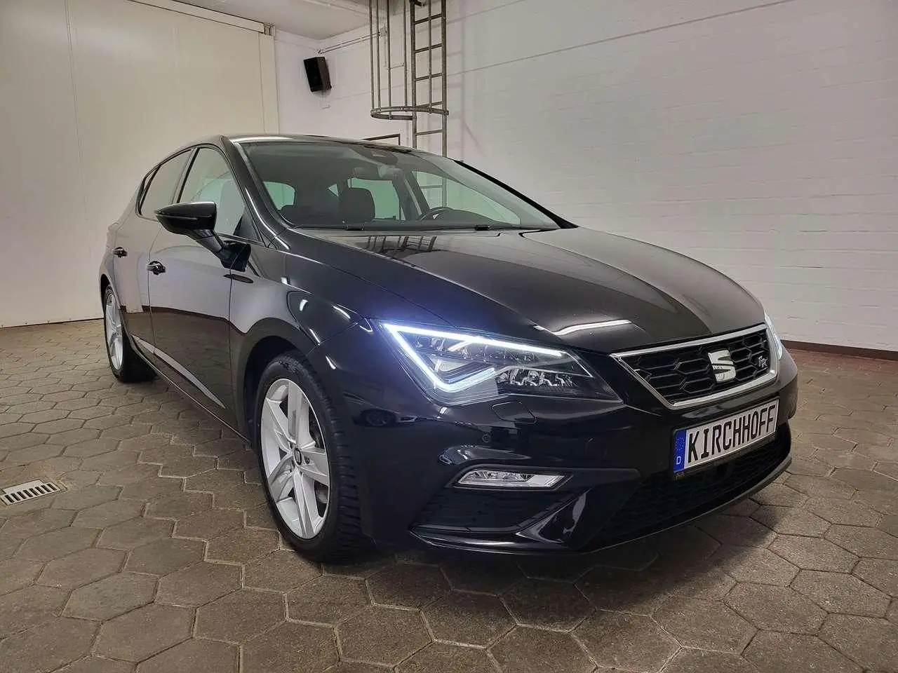 Photo 1 : Seat Leon 2018 Petrol