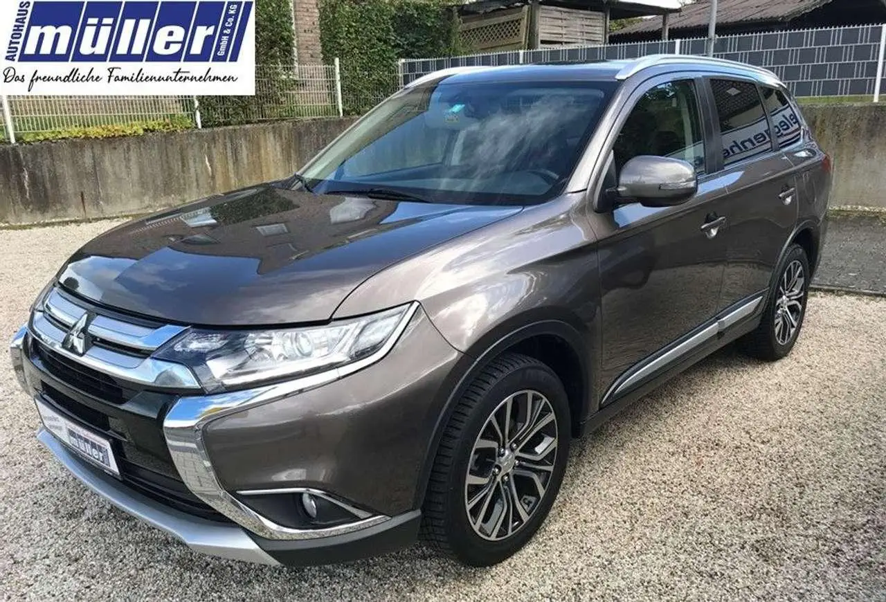 Photo 1 : Mitsubishi Outlander 2018 Petrol