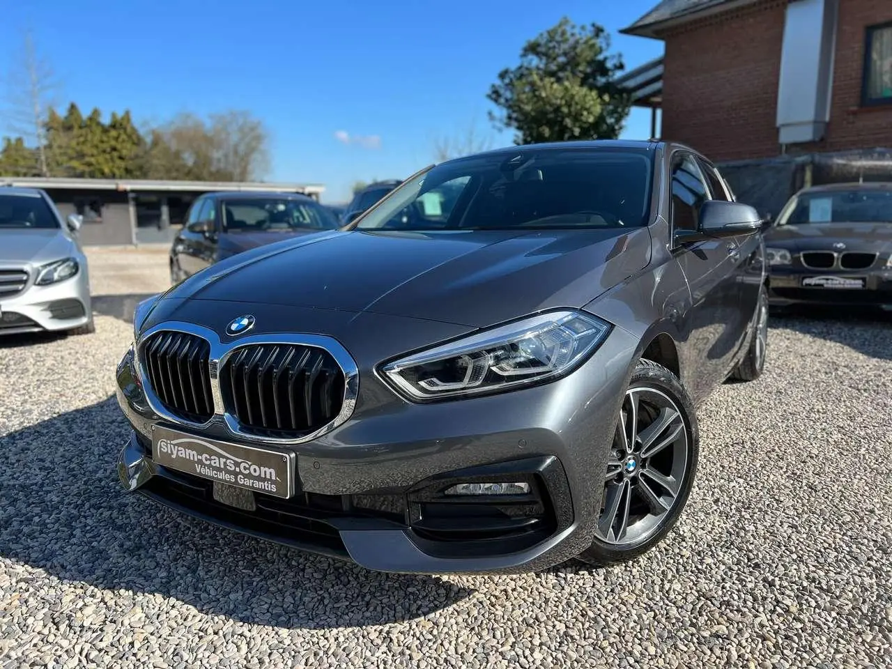 Photo 1 : Bmw Serie 1 2019 Diesel