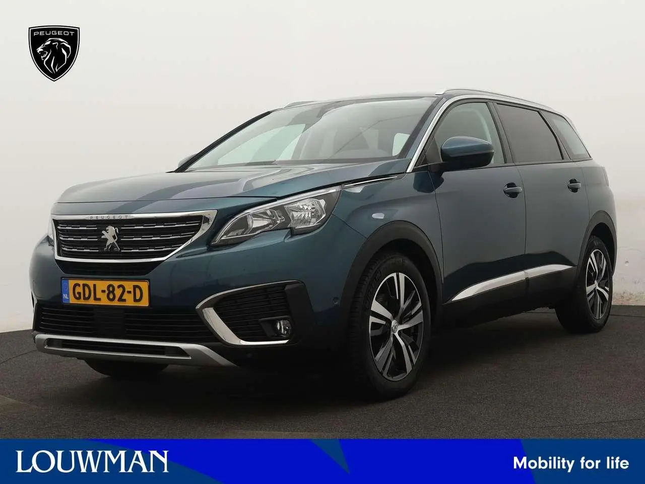 Photo 1 : Peugeot 5008 2019 Petrol